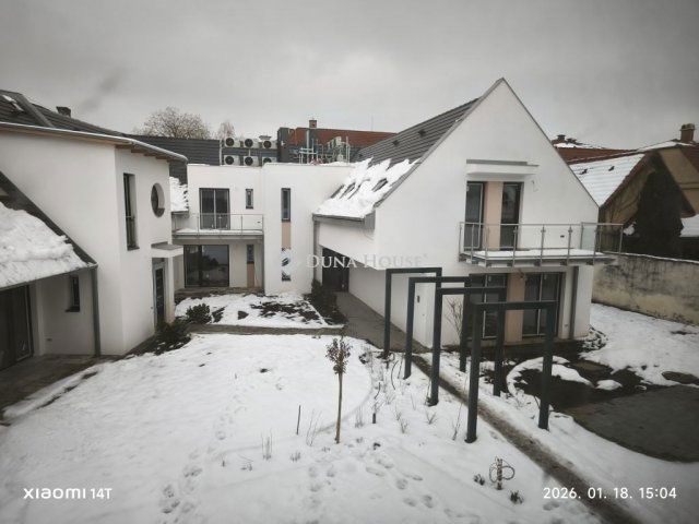 Eladó téglalakás, Kecskeméten 79.5 M Ft, 3 szobás