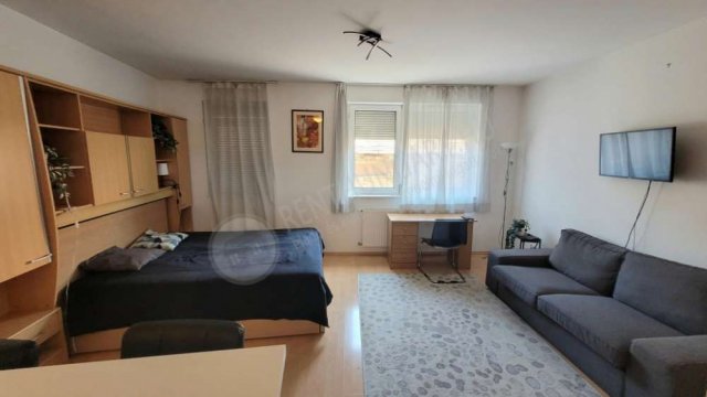 Kiadó téglalakás, albérlet, VIII. kerületben, Nap utcában