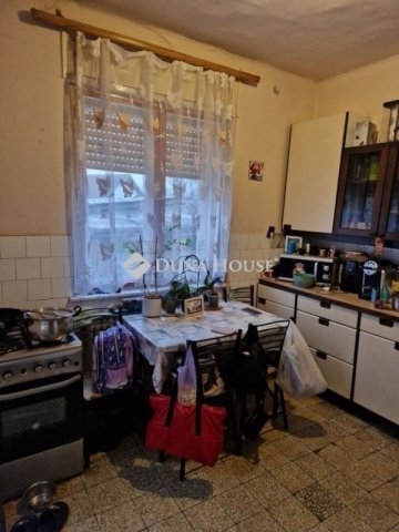 Eladó családi ház, Monoron 47.99 M Ft, 2 szobás