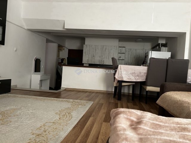 Eladó téglalakás, Budapesten, XVIII. kerületben 98 M Ft