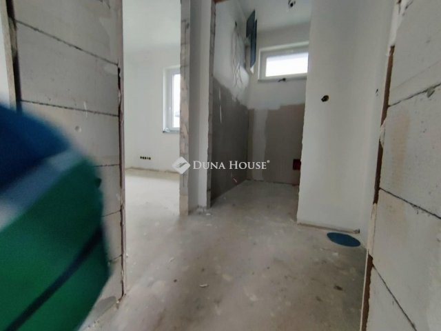 Eladó ikerház, Monoron 98 M Ft, 4 szobás / költözzbe.hu