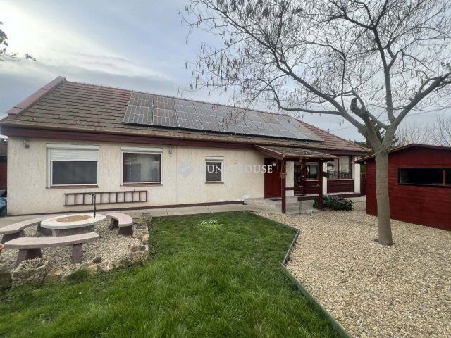 Eladó családi ház, Jászárokszálláson 34.9 M Ft, 2 szobás