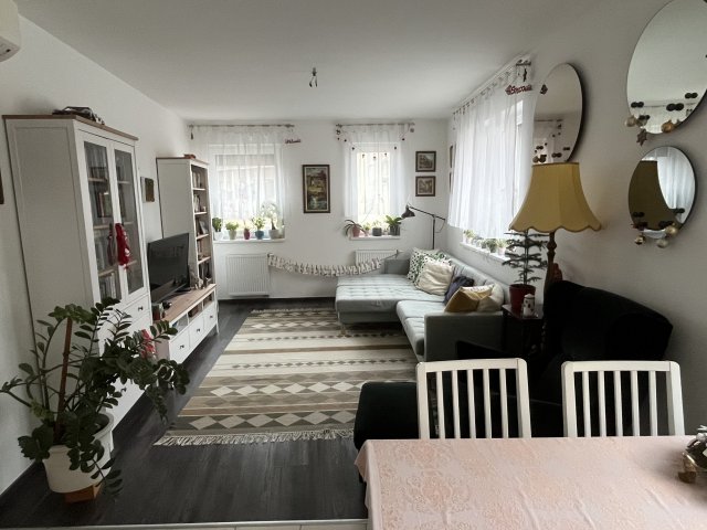 Kiadó téglalakás, albérlet, IV. kerületben, Károlyi István utcában