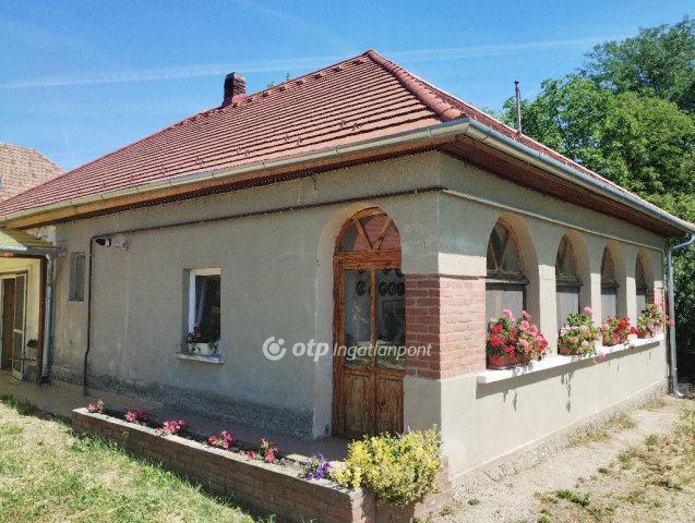 Eladó családi ház, Zalaváron 65 M Ft, 2+1 szobás