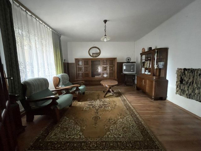Eladó családi ház, Nyíregyházán, Debreceni úton 38.9 M Ft
