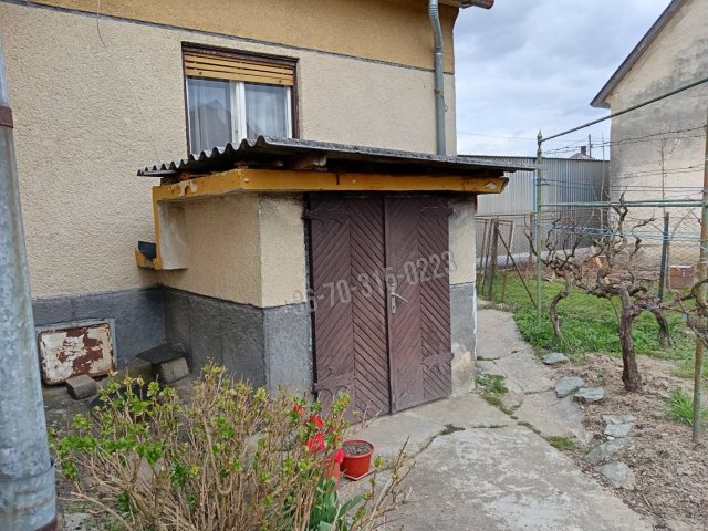 Eladó családi ház, Csesztregen 20.5 M Ft, 3 szobás