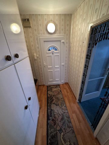 Eladó panellakás, Várpalotán, Árpád utcában 56.9 M Ft