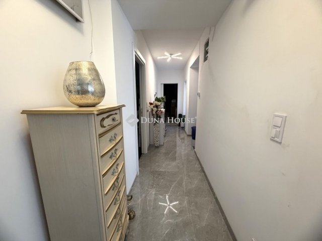 Eladó családi ház, Kistarcsán 120 M Ft, 3 szobás