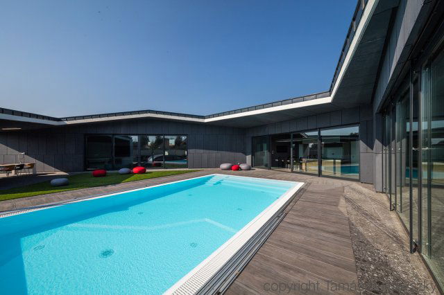 Eladó családi ház, Siófokon 550 M Ft, 6 szobás