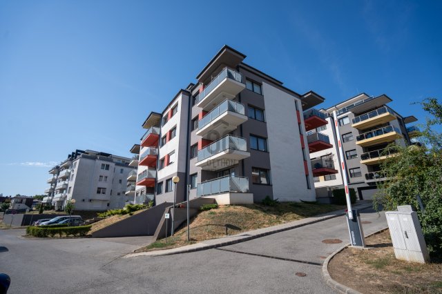 Eladó téglalakás, Miskolcon 95 M Ft, 3 szobás