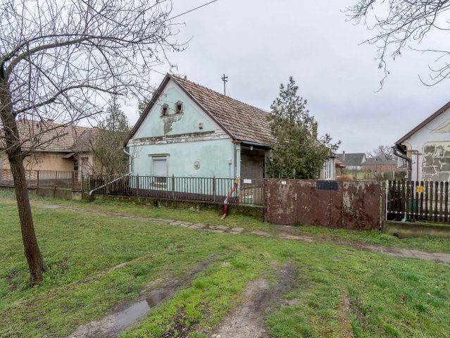 Eladó családi ház, Kajdacson 12.5 M Ft, 3 szobás
