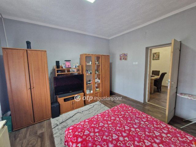 Eladó családi ház, Bökönyön 15 M Ft, 1 szobás