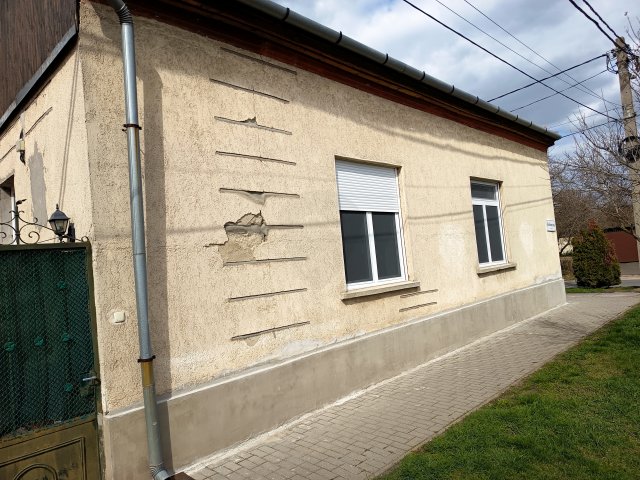Eladó családi ház, Hatvanban 73 M Ft, 3 szobás