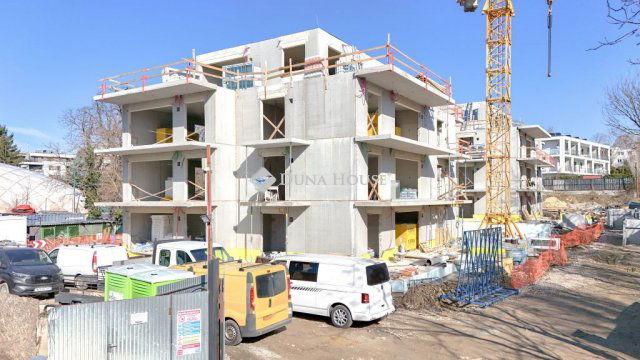 Eladó panellakás, Budapesten, XI. kerületben 0.12 M Ft, 2 szobás