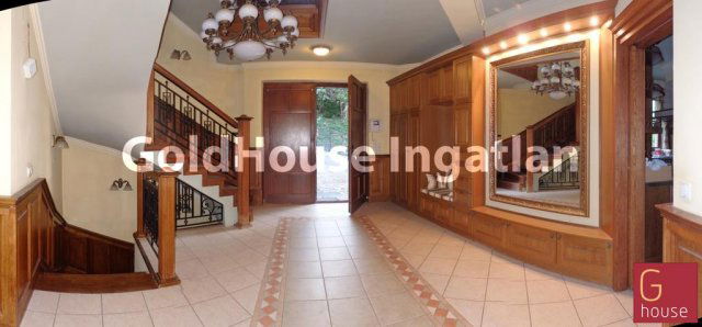 Eladó családi ház, Budapesten, XII. kerületben, Istenhegyi úton