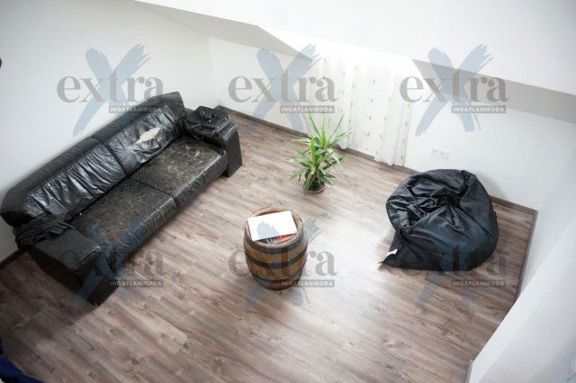 Eladó téglalakás, Szegeden 43 M Ft, 1 szobás