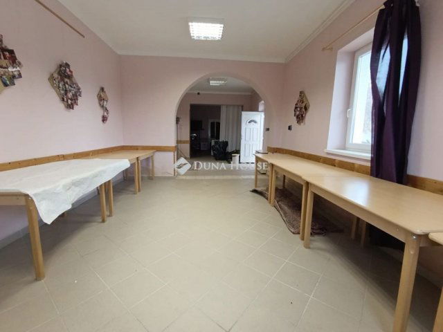 Eladó családi ház, Babarcon 15.5 M Ft, 5 szobás