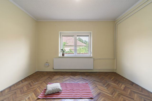 Eladó családi ház, Szentistvánon 39.9 M Ft, 3 szobás