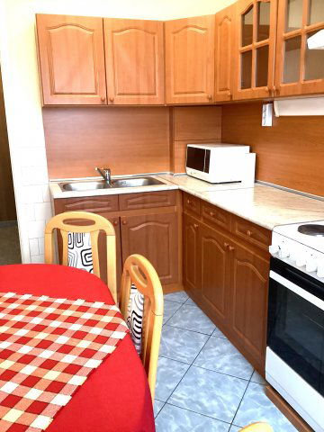 Kiadó panellakás, albérlet, Nyíregyházán, Fazekas János téren