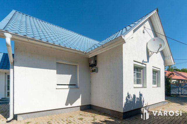 Eladó családi ház, Siófokon 119.9 M Ft, 4+1 szobás