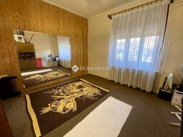 Eladó családi ház, Budapesten, XVIII. kerületben 156.9 M Ft