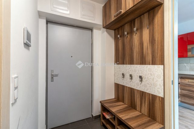 Eladó téglalakás, Budapesten, IX. kerületben 93.9 M Ft, 2 szobás