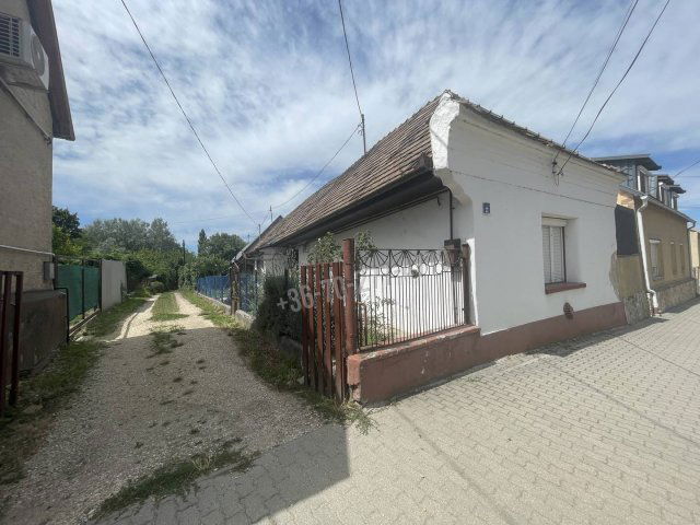 Eladó sorház, Tatabányán 24.5 M Ft, 3 szobás