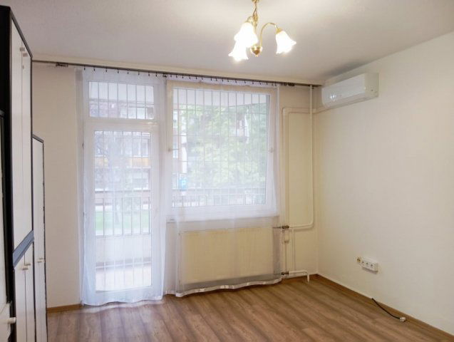 Kiadó téglalakás, albérlet, XIV. kerületben, Répásy Mihály utcában
