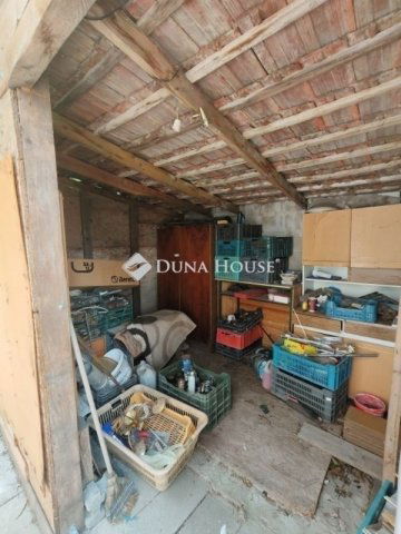 Eladó családi ház, Szigetszentmiklóson 78 M Ft, 5 szobás