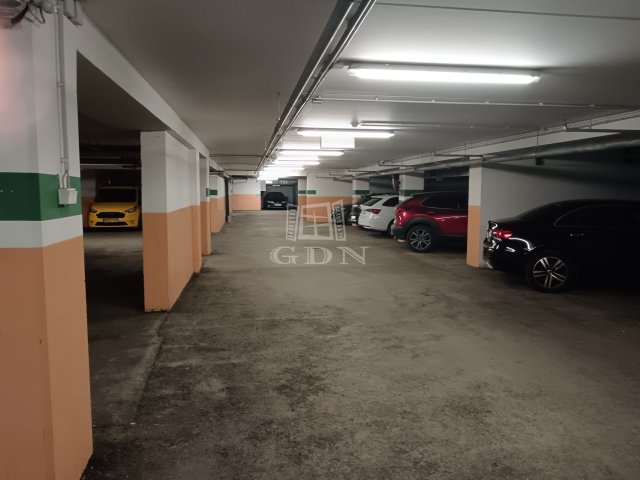 Eladó garázs, Budapesten, VIII. kerületben 9.1 M Ft