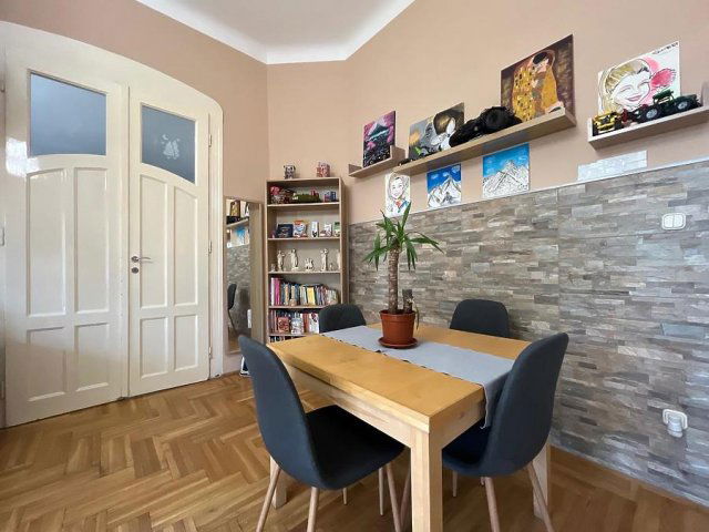 Eladó téglalakás, Budapesten, IX. kerületben, Soroksári úton