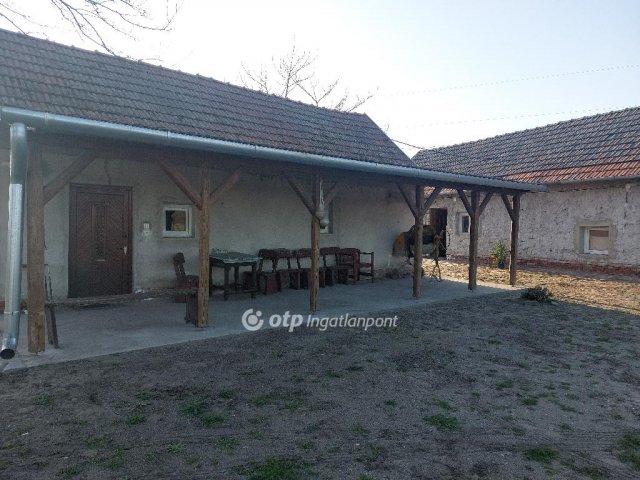 Eladó mezogazdasagi ingatlan, Röszkén 25 M Ft, 1 szobás