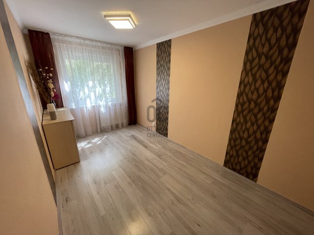 Eladó panellakás, Debrecenben 68 M Ft, 3 szobás
