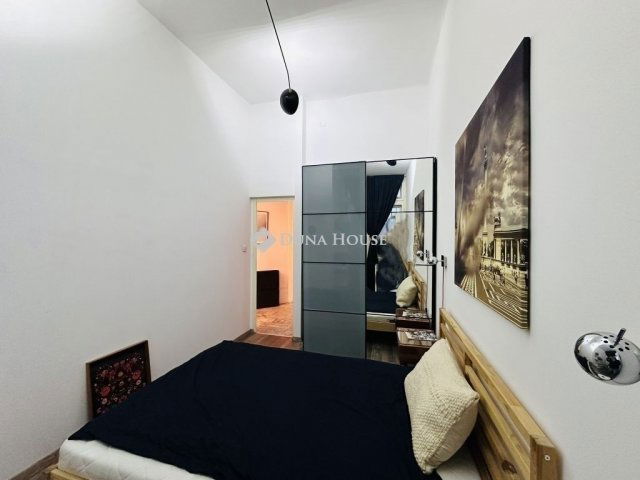 Eladó téglalakás, Budapesten, VIII. kerületben 95 M Ft, 3 szobás