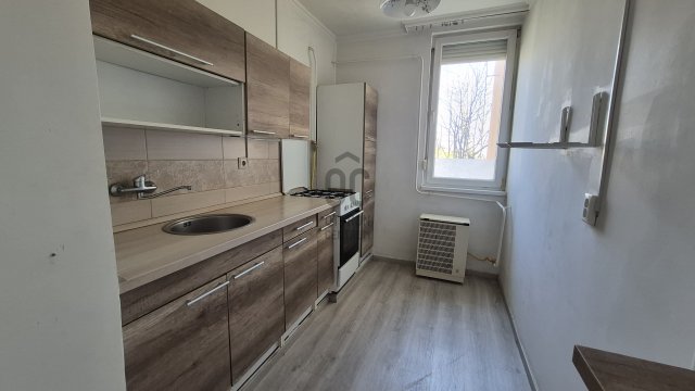 Eladó téglalakás, Szombathelyen 35 M Ft, 2 szobás
