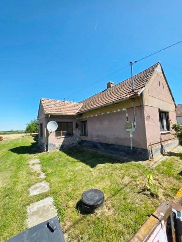 Eladó családi ház, Somogyfajszon 12.5 M Ft, 2 szobás