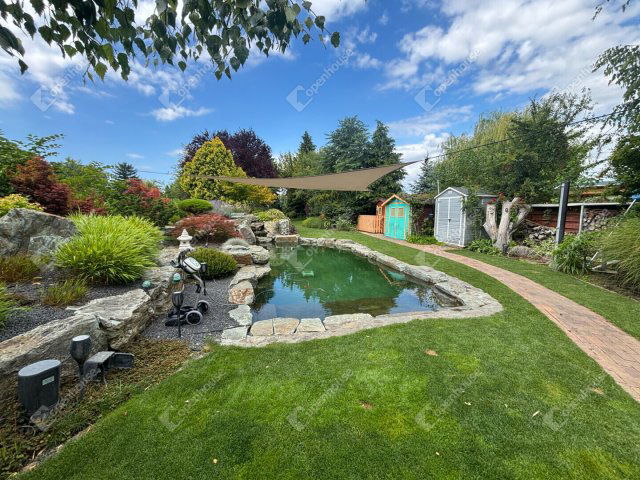 Eladó családi ház, Győrött 149.9 M Ft, 5 szobás