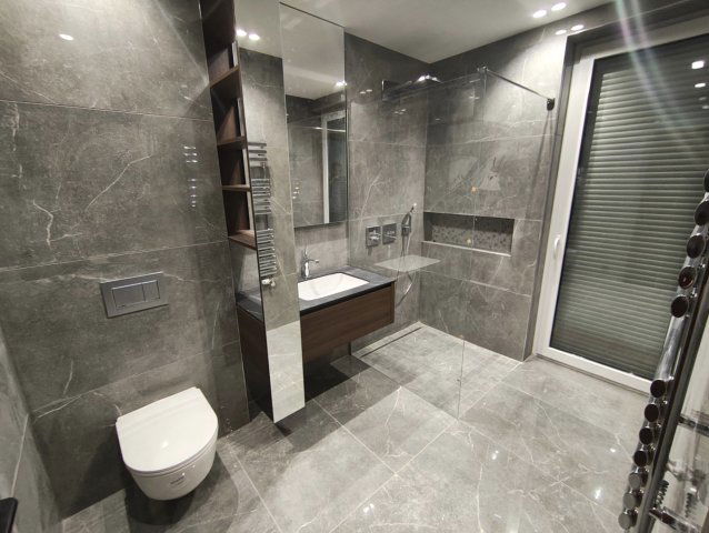 Eladó téglalakás, Győrött 275 M Ft, 4 szobás