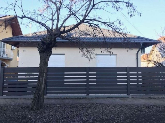 Eladó családi ház, Budapesten, XVIII. kerületben 115.3 M Ft