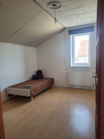 Eladó ikerház, Szigethalmon 82 M Ft, 5 szobás