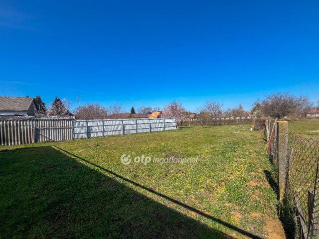 Eladó telek, Balatonbogláron 33 M Ft / költözzbe.hu