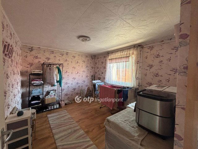 Eladó családi ház, Kisvárdán 29.4 M Ft, 5 szobás