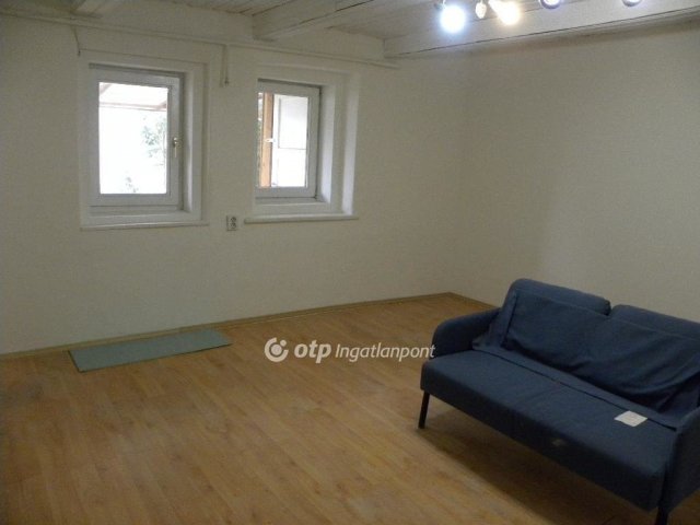 Eladó téglalakás, Budapesten, XVI. kerületben 33.9 M Ft