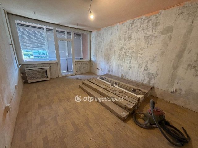 Eladó panellakás, Bátonyterenyén 15.9 M Ft, 2 szobás
