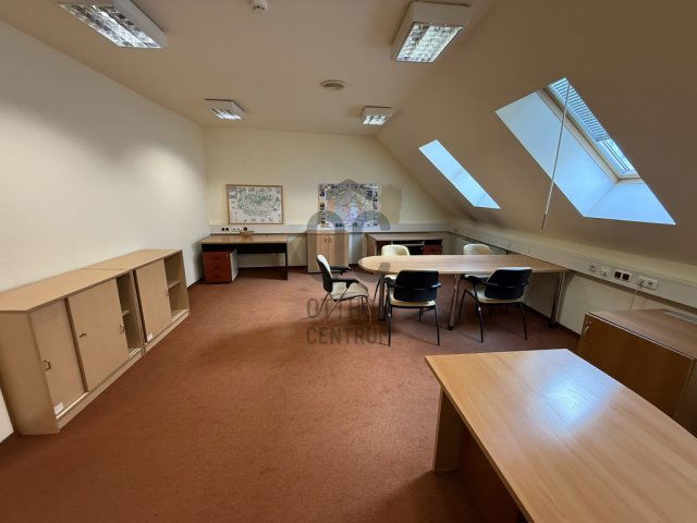 Kiadó iroda, Pécsett 106 E Ft / hó / költözzbe.hu