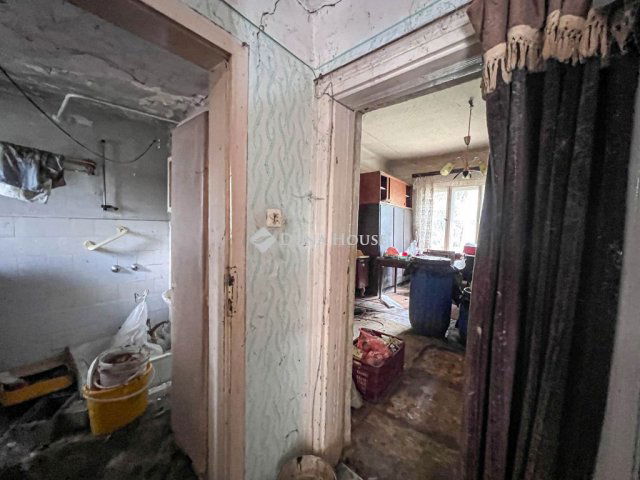 Eladó családi ház, Budapesten, XX. kerületben 37.9 M Ft