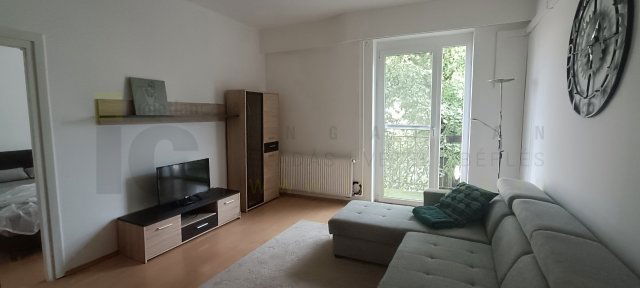 Kiadó téglalakás, albérlet, Szegeden, Mérey utcában, 2 szobás
