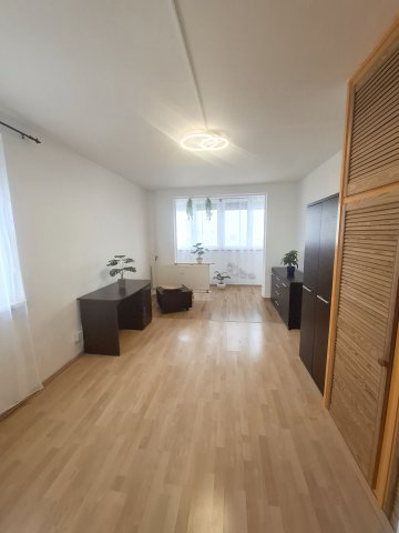 Eladó panellakás, Debrecenben 61.9 M Ft, 2 szobás