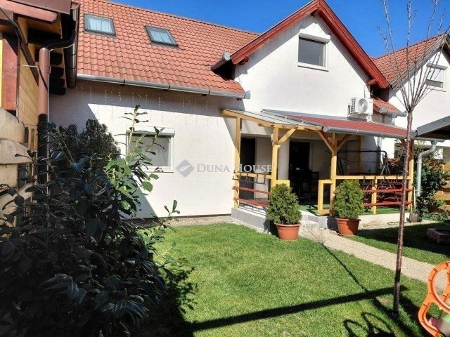 Eladó családi ház, Csévharaszton 89.9 M Ft, 4 szobás