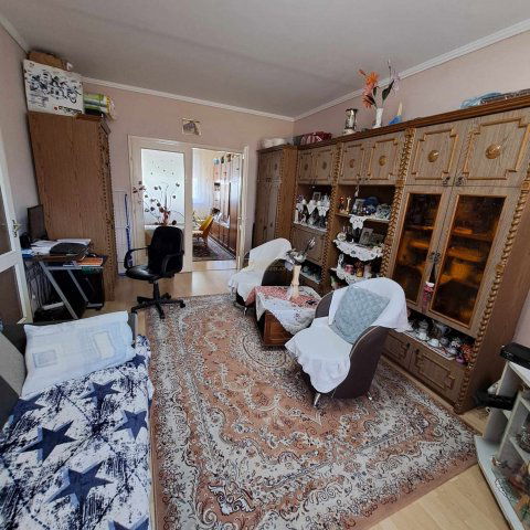 Eladó panellakás, Nyíregyházán 43 M Ft, 2+2 szobás